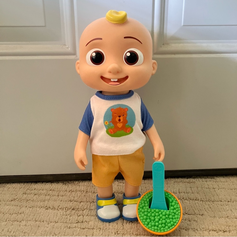 CoCoMelon Interactive JJ Doll with Peas